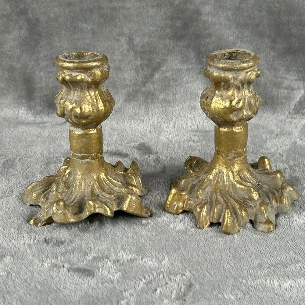 Vintage Gold Gilt Ornate Acanthus Leaf Candlestick Holders Pair 4.5